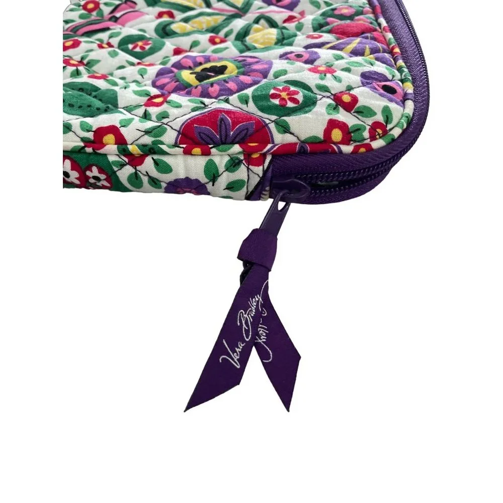 NWT VERA BRADLEY Viva La Vera Padded Laptop Sleeve Case very good condition